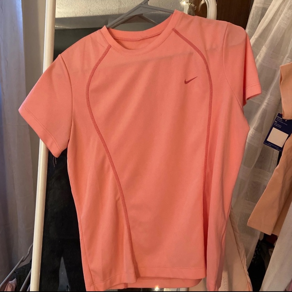 Vintage Nike short sleeve